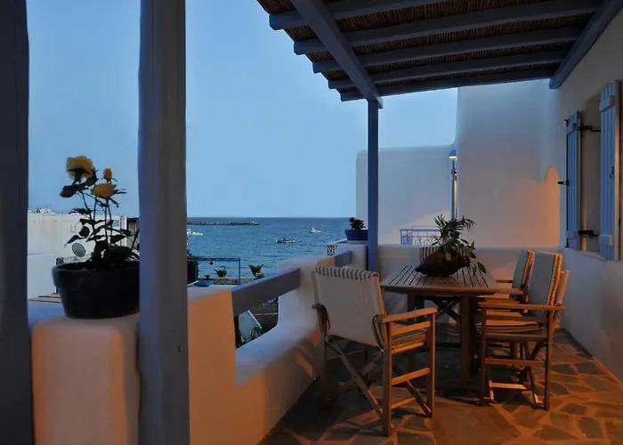 Evita * Aliki (Paros)